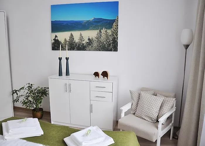 Апартаменты Rosa Еленя-Гура